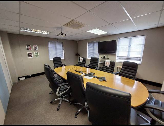 395M² OFFICE TO LET IN GREENSTONE HILL